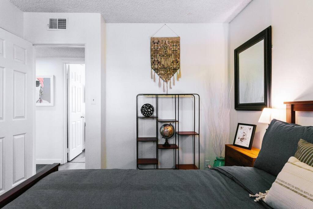 Hillside Haven * San Diego